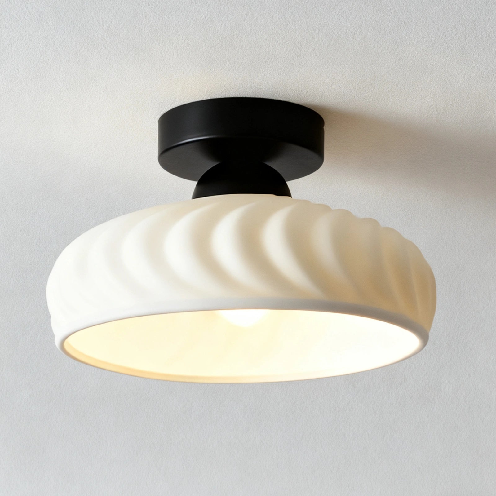 Ashbur Modern Textured Ceramic Ceiling Light1.webp__PID:73e615dc-2576-4b8c-ba16-43f70ada7b3b