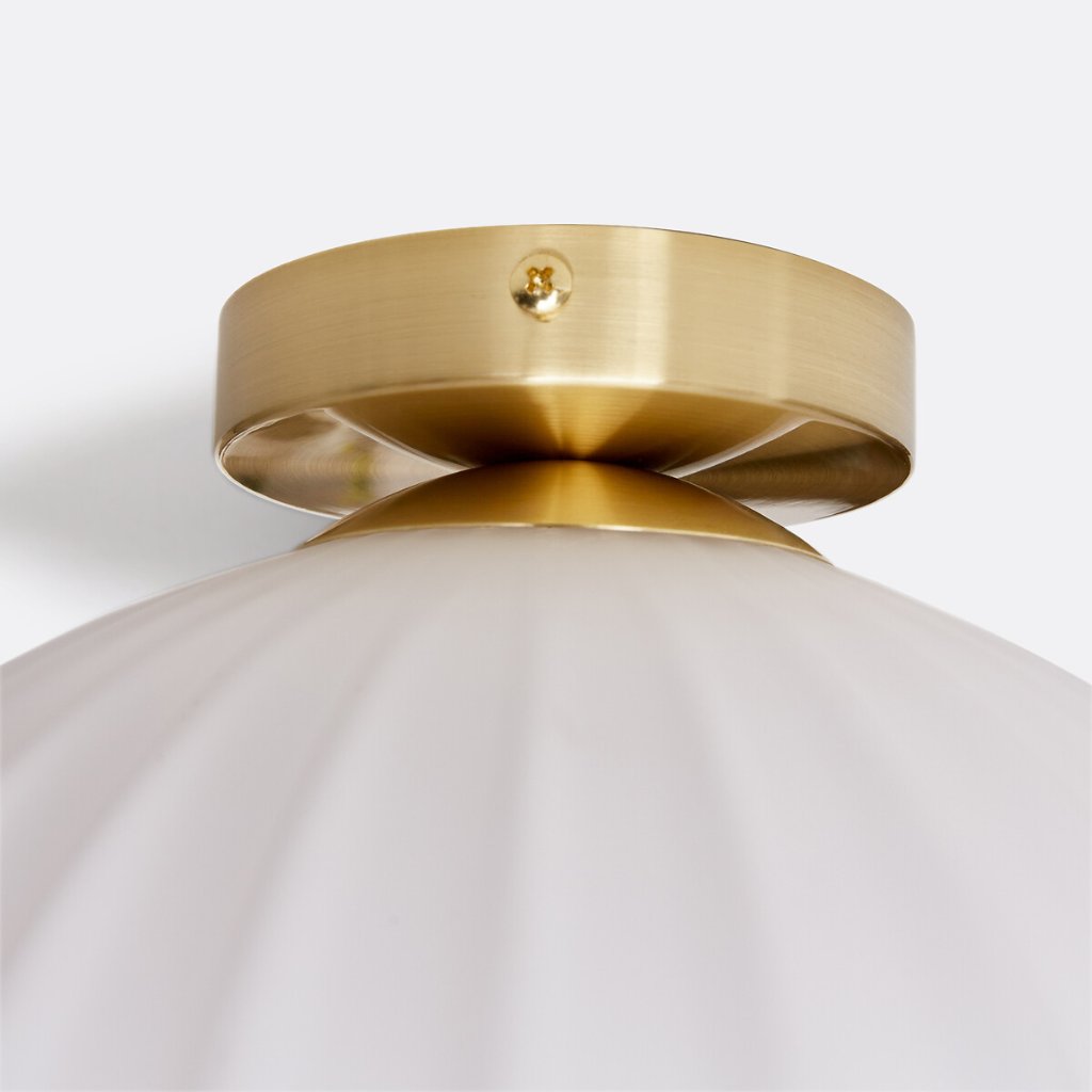 Conch Brass and Milky White Glass Ceiling Light (4).jpg__PID:43c23e6a-c4e5-4f7c-9444-b263888653ec