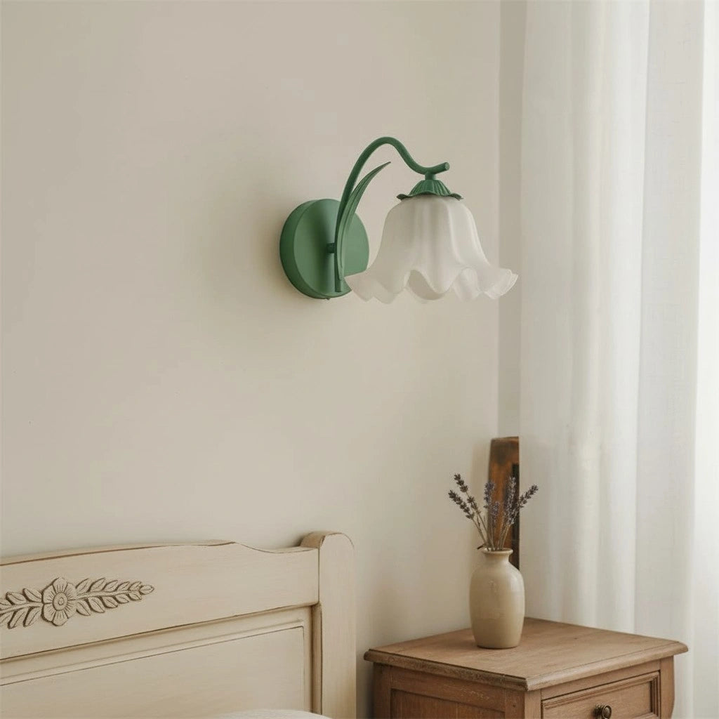 DeniseFrenchRetroAcrylicFloralWallLight32.webp__PID:35aaea5f-245d-4a21-bfb8-46303458651a