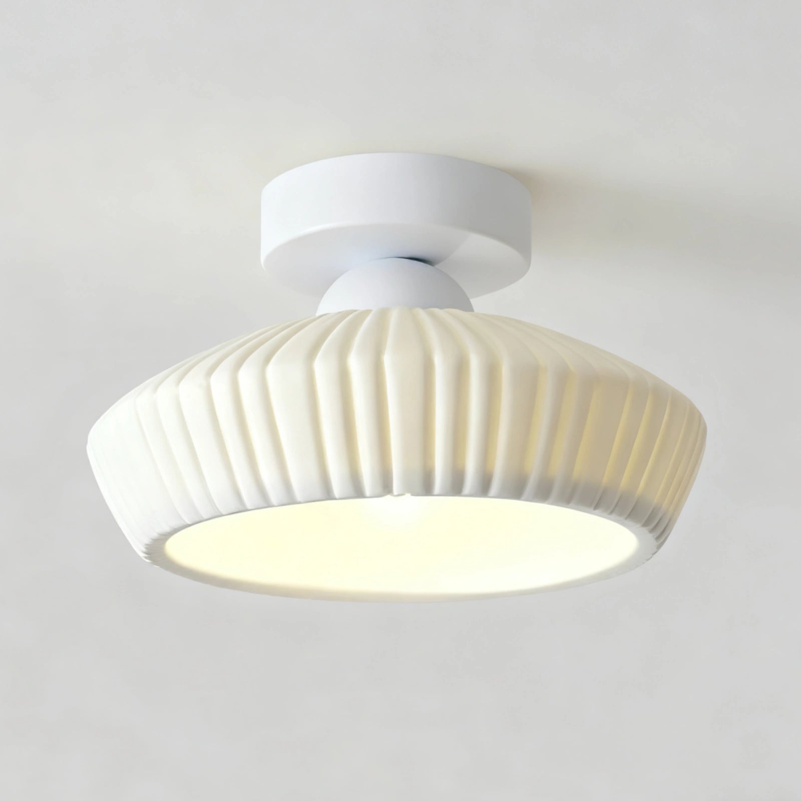 Ashbur Modern Textured Ceramic Ceiling Light6.webp__PID:fa1643f7-0ada-4b3b-939c-65ff25f85bfc