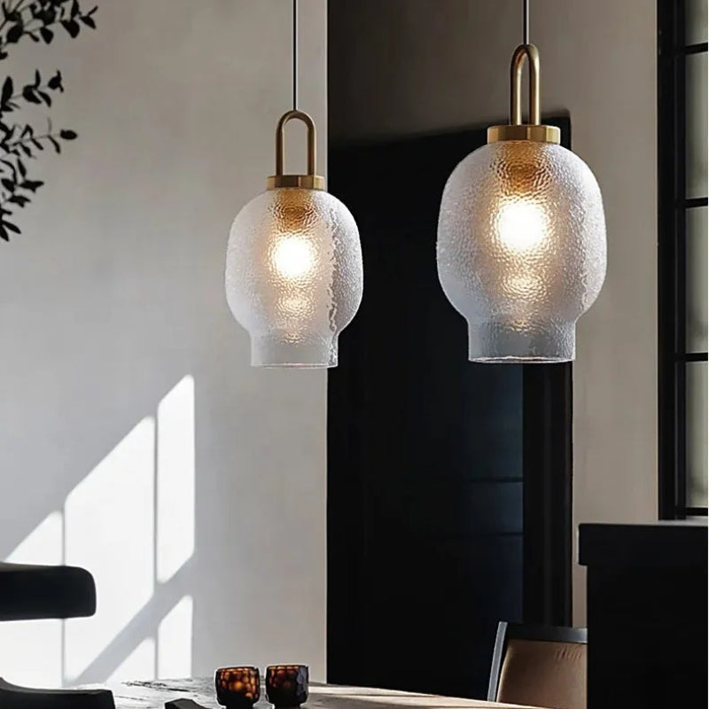 Lena Brass Clear Glass Pendant Light 9.webp__PID:f21261bd-2d3d-44fd-b5f0-27c808f957b2