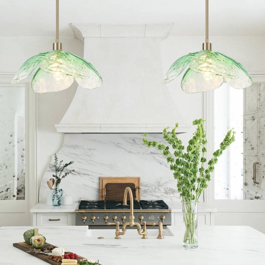 Flora Modern Hammered Petals Glass Pendant Light11.webp__PID:18751105-9e46-40a7-b6d5-2e81cec23be2