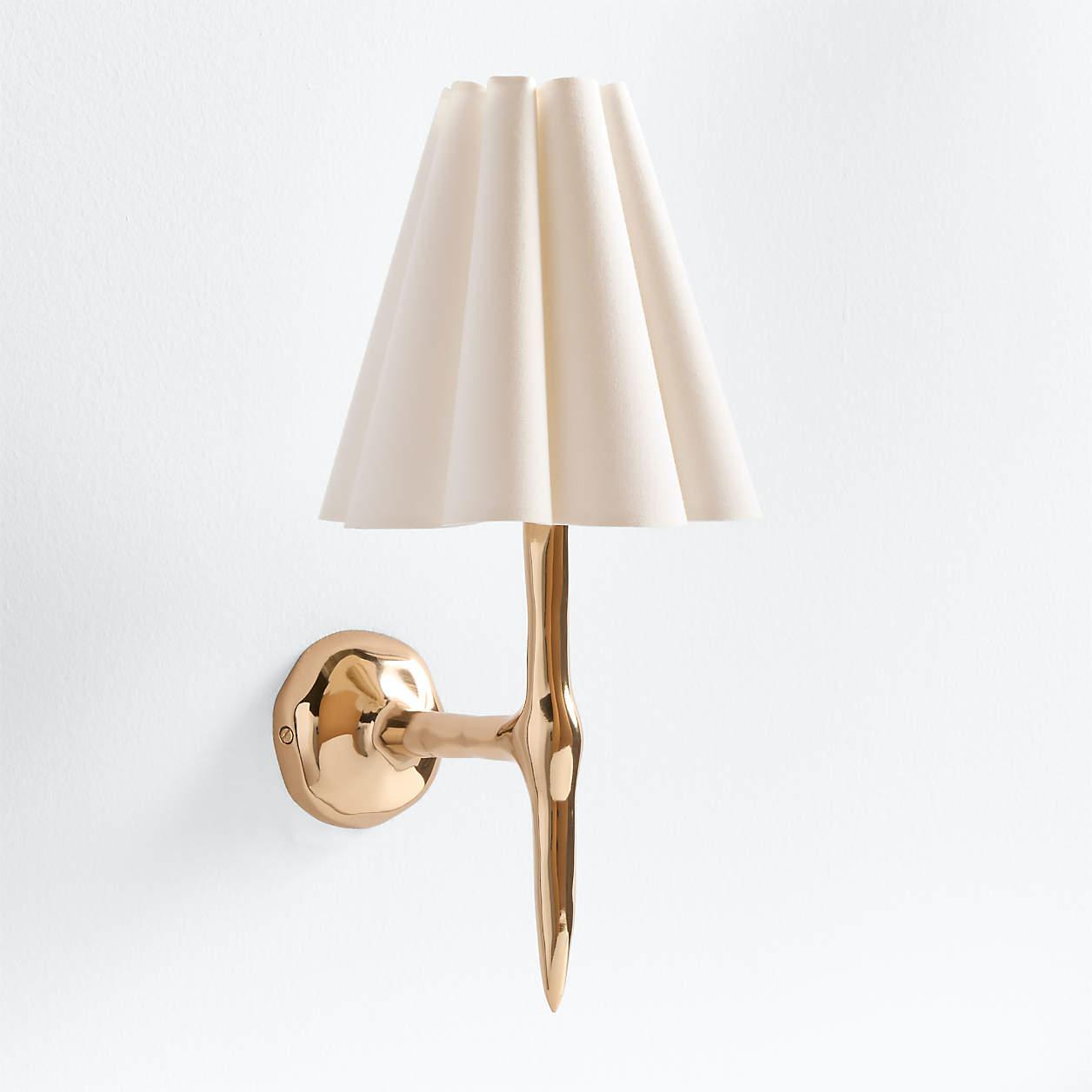 Xanthe Retro Classic Gold Curving Arm Wall Sconcexj2.webp__PID:3ccbcafa-2781-43b1-82d1-d671e5c89afb