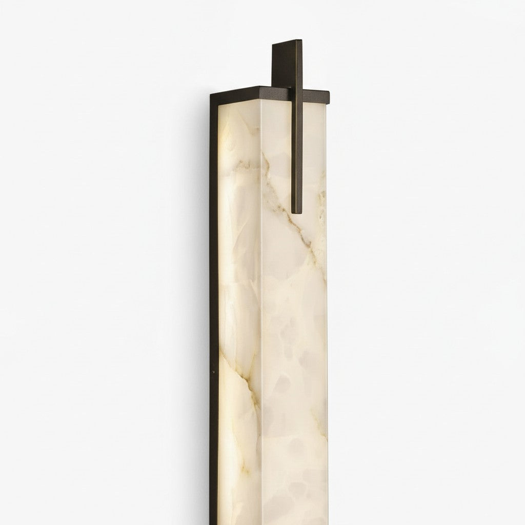 Kaius Modern Rectangle Alabaster Wall Sconce5.webp__PID:f5bcd094-4e30-4f59-9ca1-54cd7319f5cd
