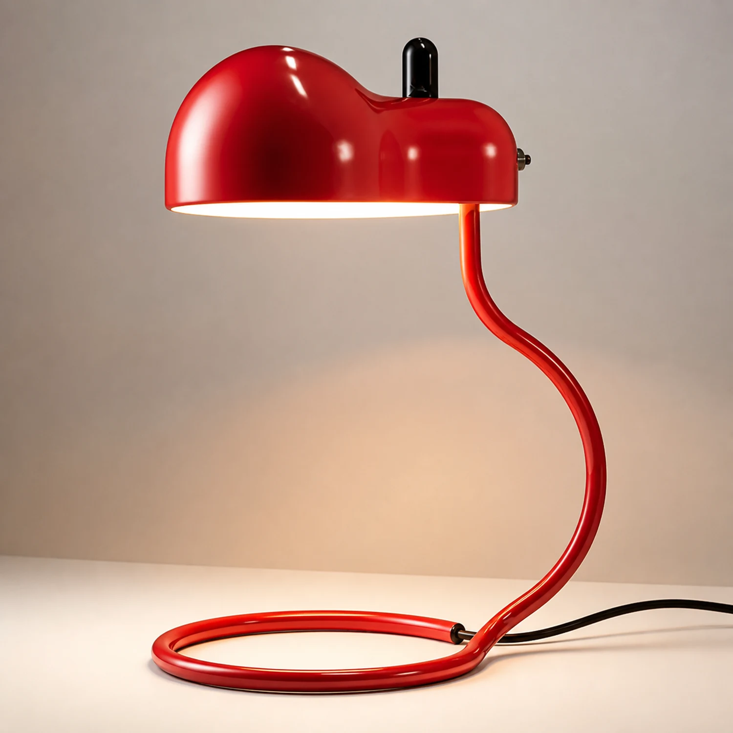 Détail de l'abat-jour et du bouton supérieur de la lampe Minitopo