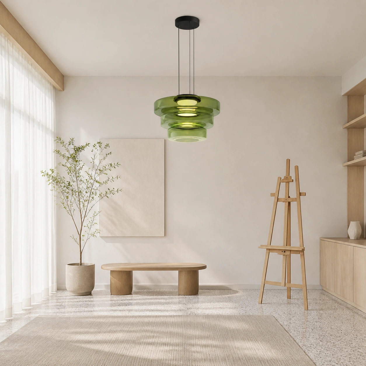 Zielona, ​​trójwarstwowa lampa wisząca Cove w jasnym, kreatywnym studiu