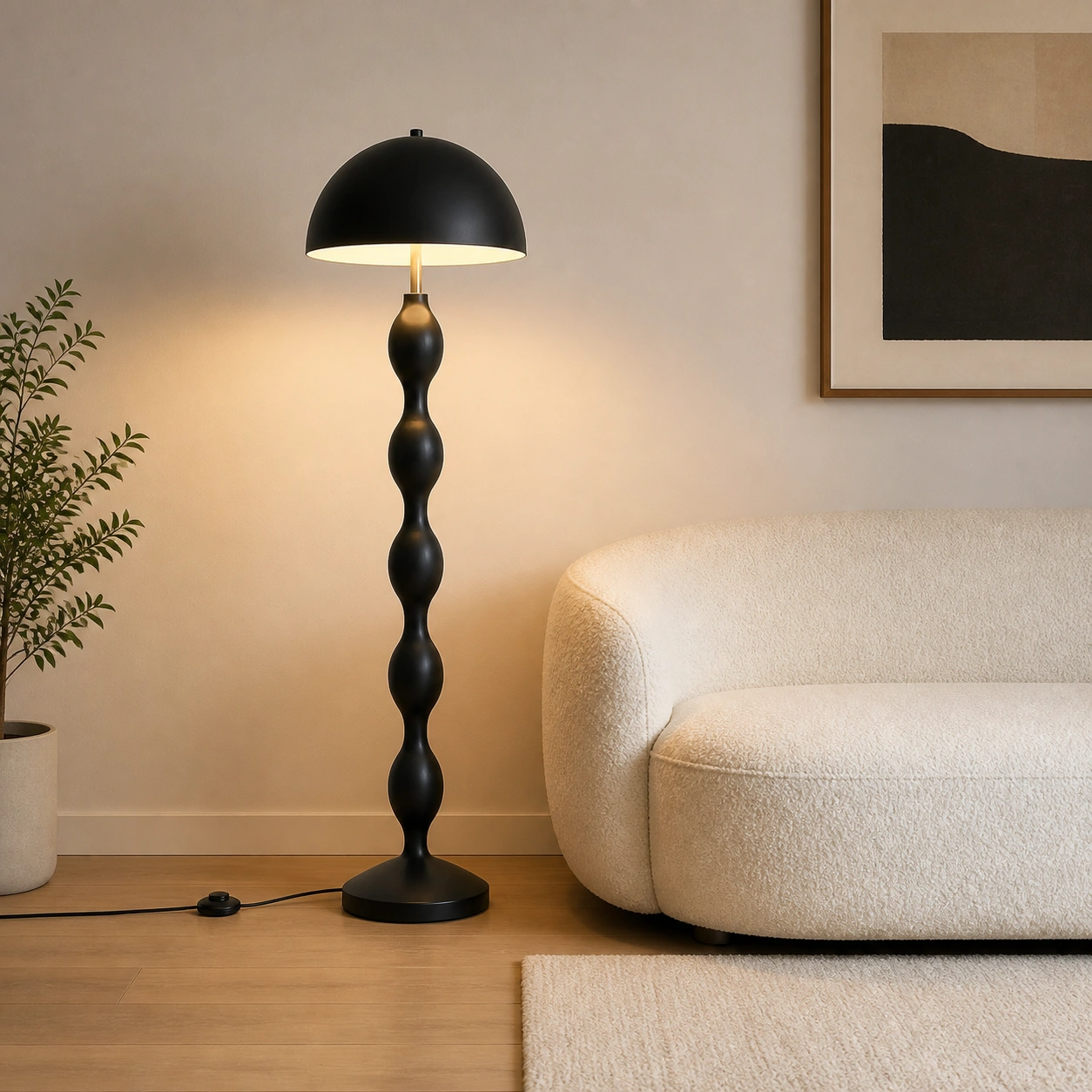 Lampada da terra a stelo con cupola nera in soggiorno