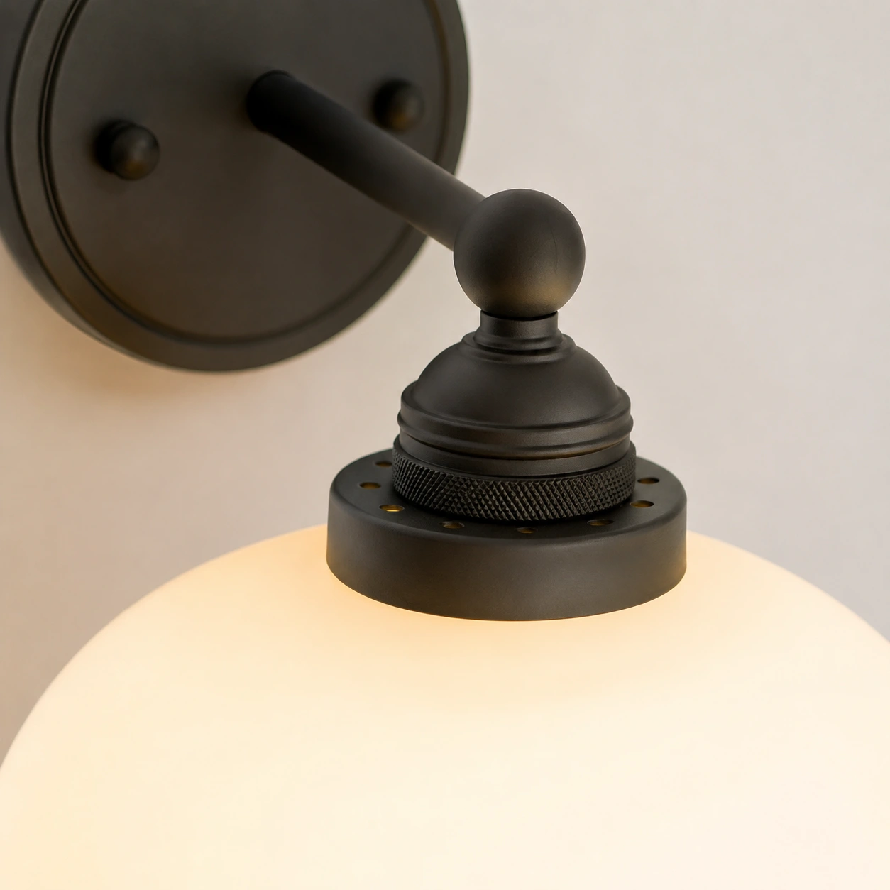 Socket & Shade Connection