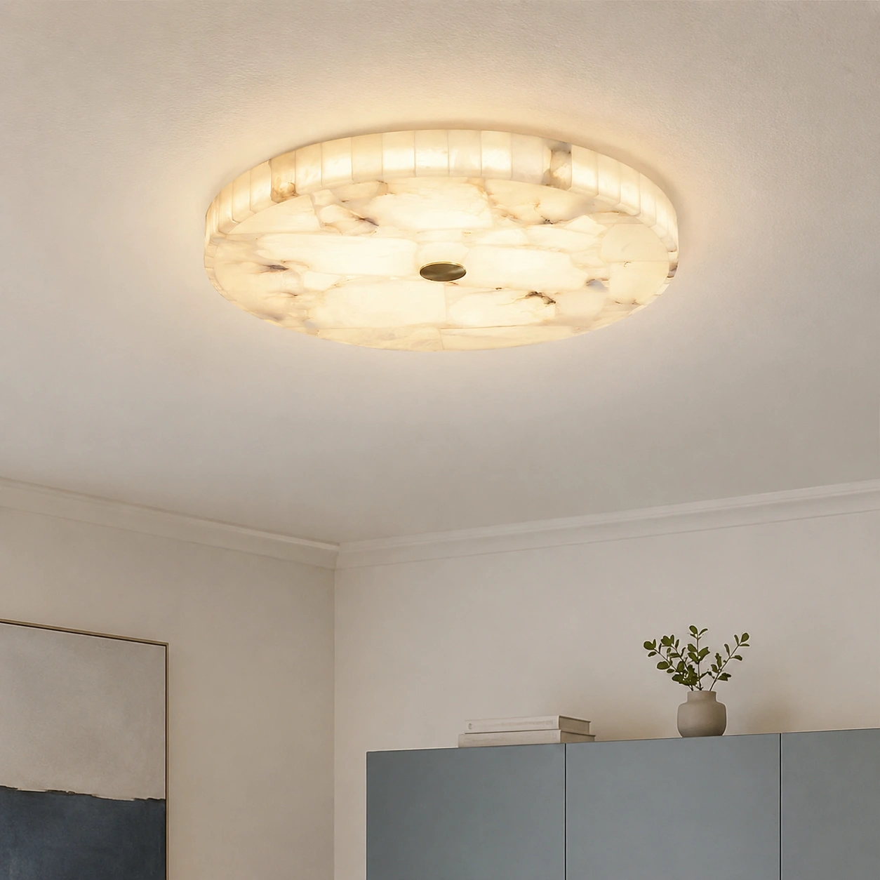 Centred ceiling scene