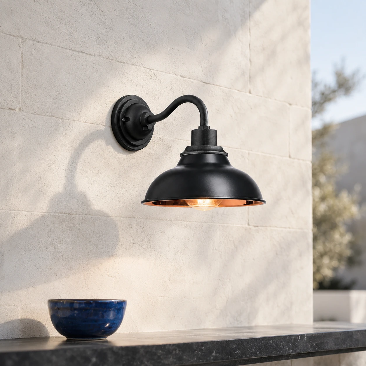 Centred exterior hero
