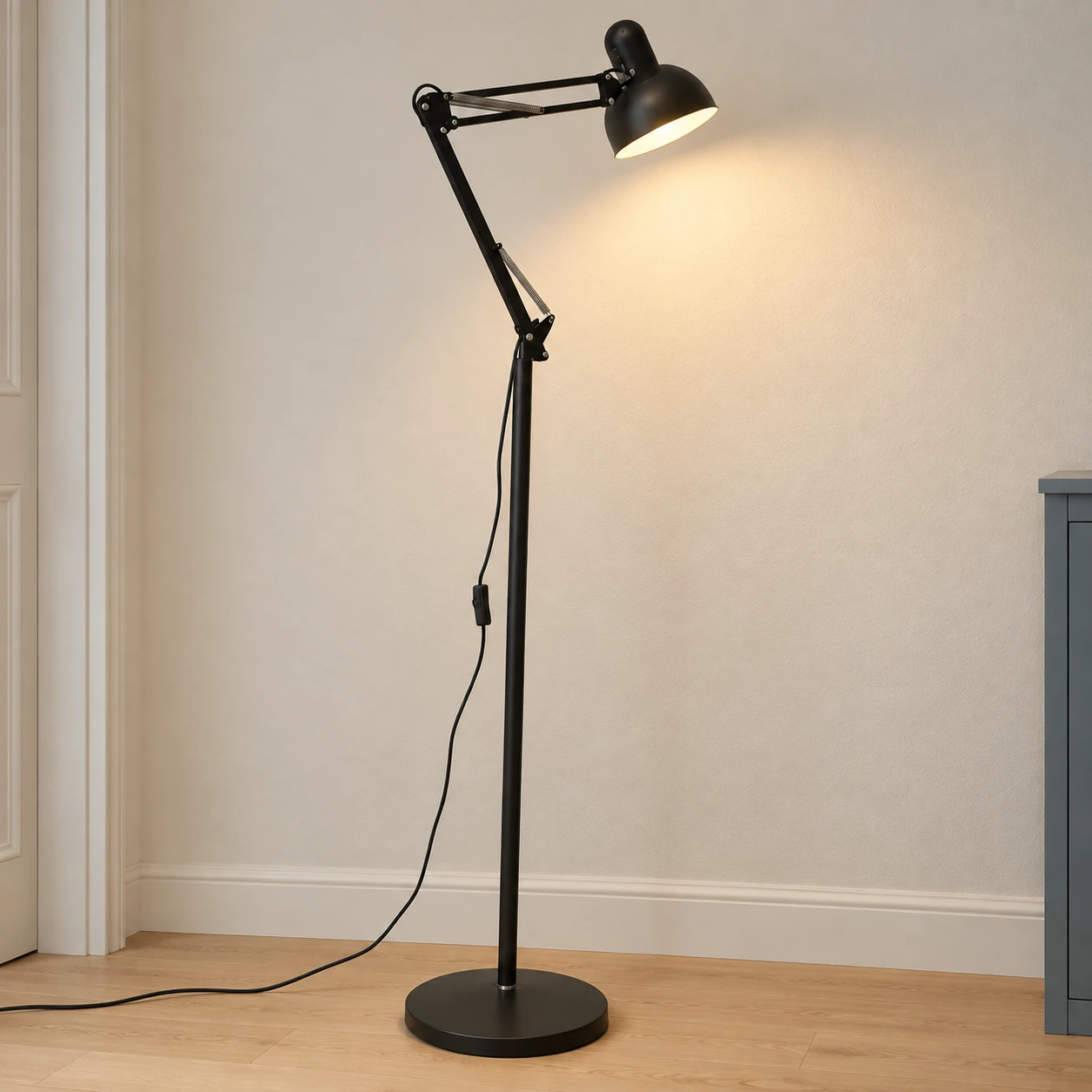 Black floor lamp, full product view