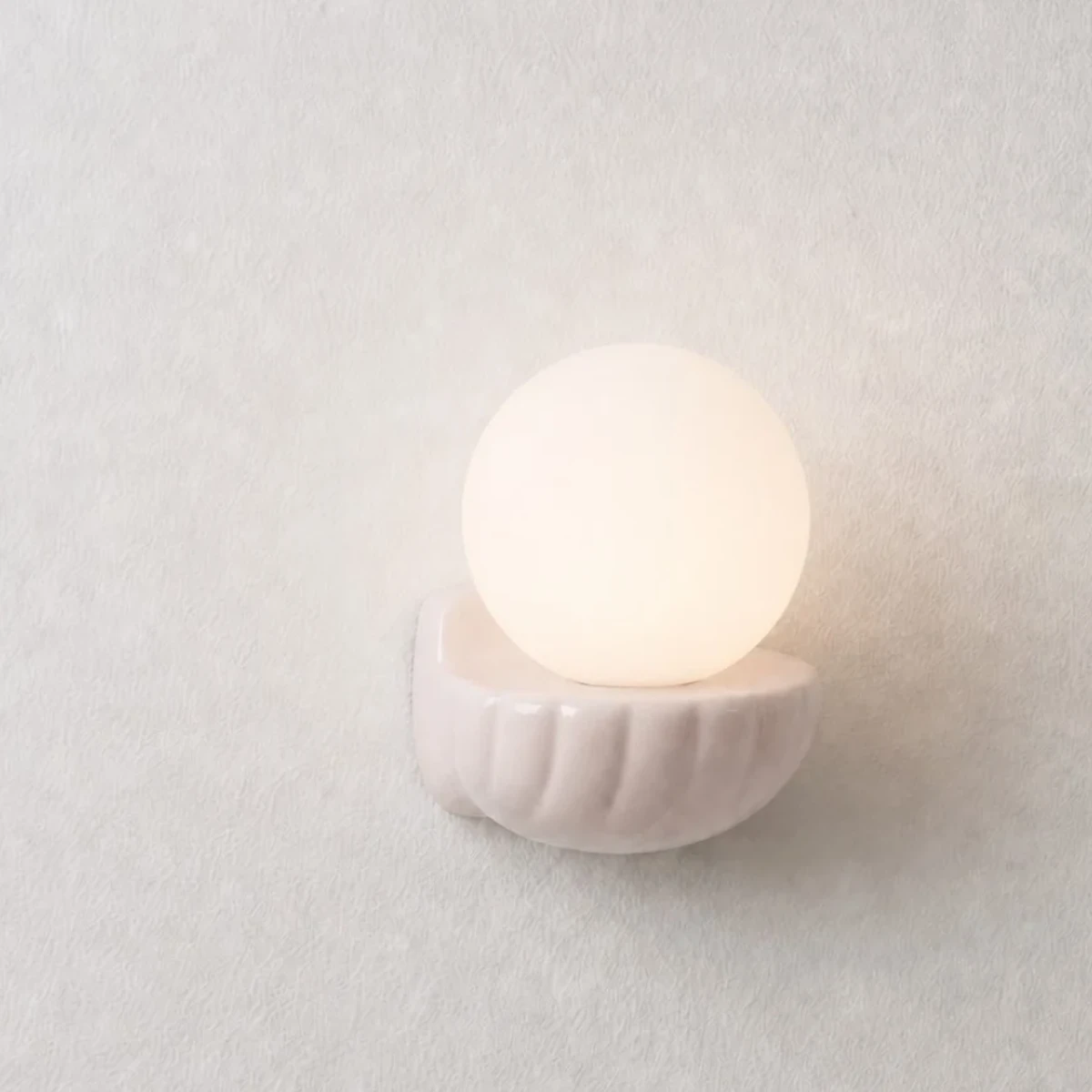 Model B pink wall lamp