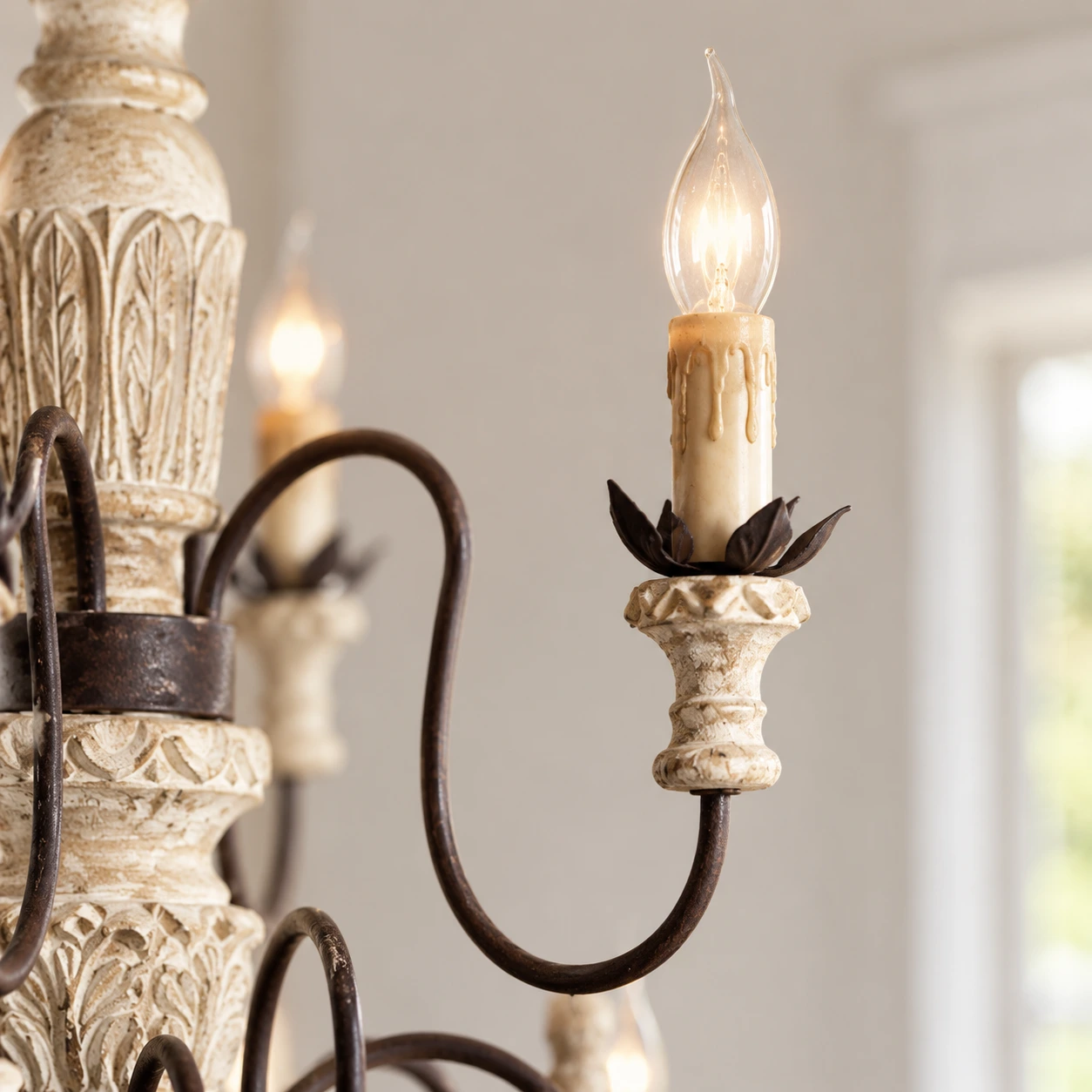 Lena Vintage Multi-Arm Wood Chandelier — 08 detail arm socket