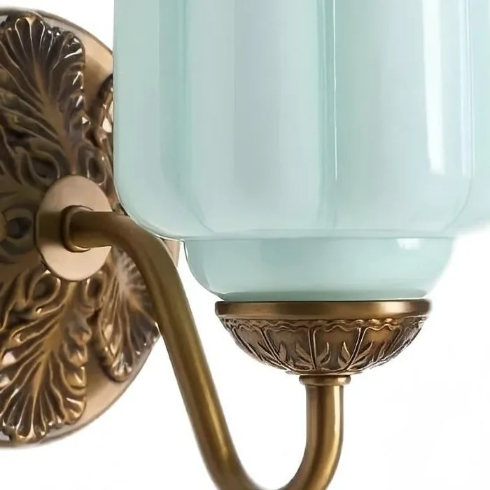 Curved arm and lower cup