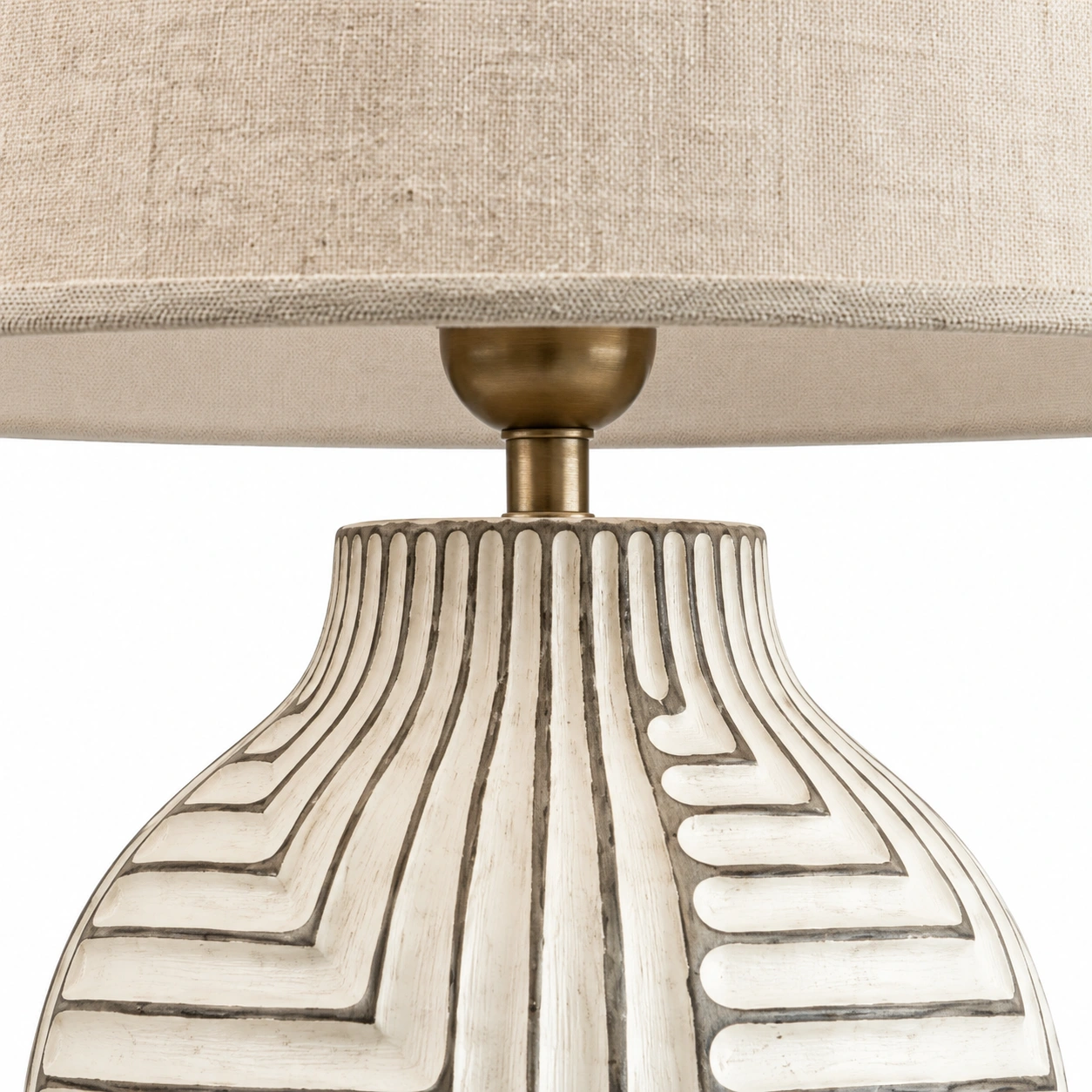 Elena carved wood table lamp detail 03 joint