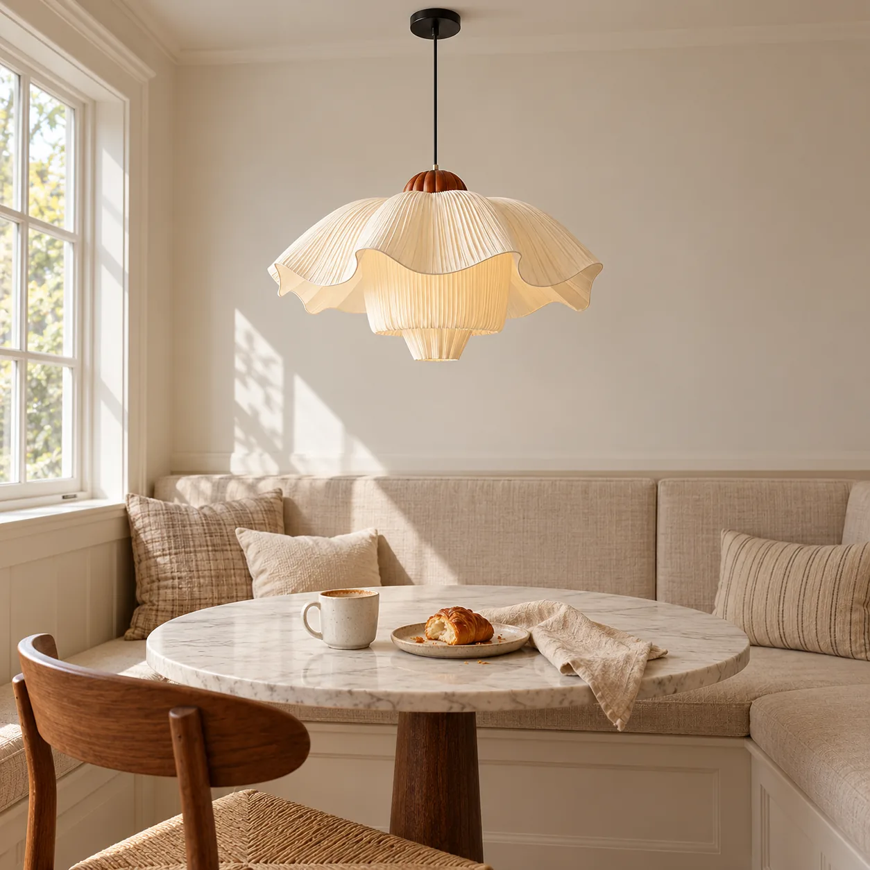 Daytime banquette