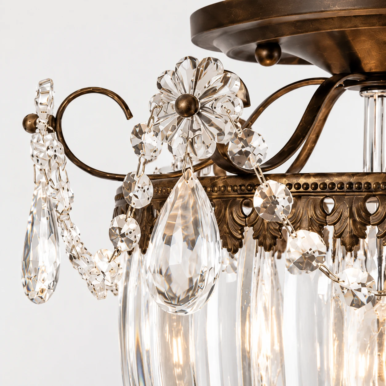 American Rustic Crystal Chandelier Close product-part detail showing the confirmed primary material and finish