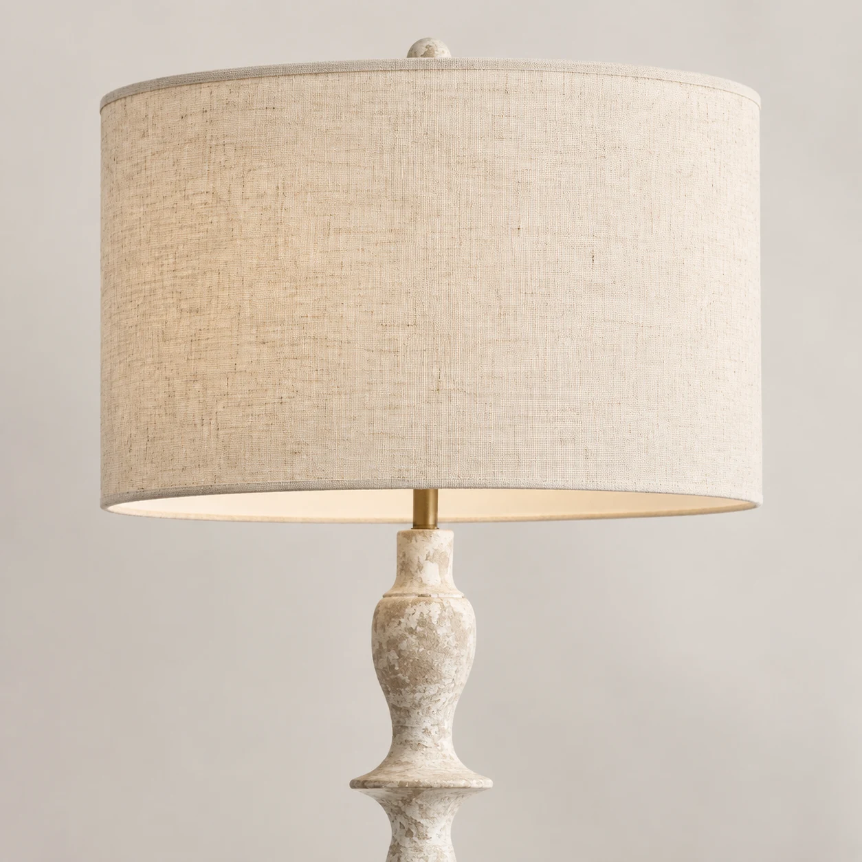 Natural linen drum shade texture and soft diffusion