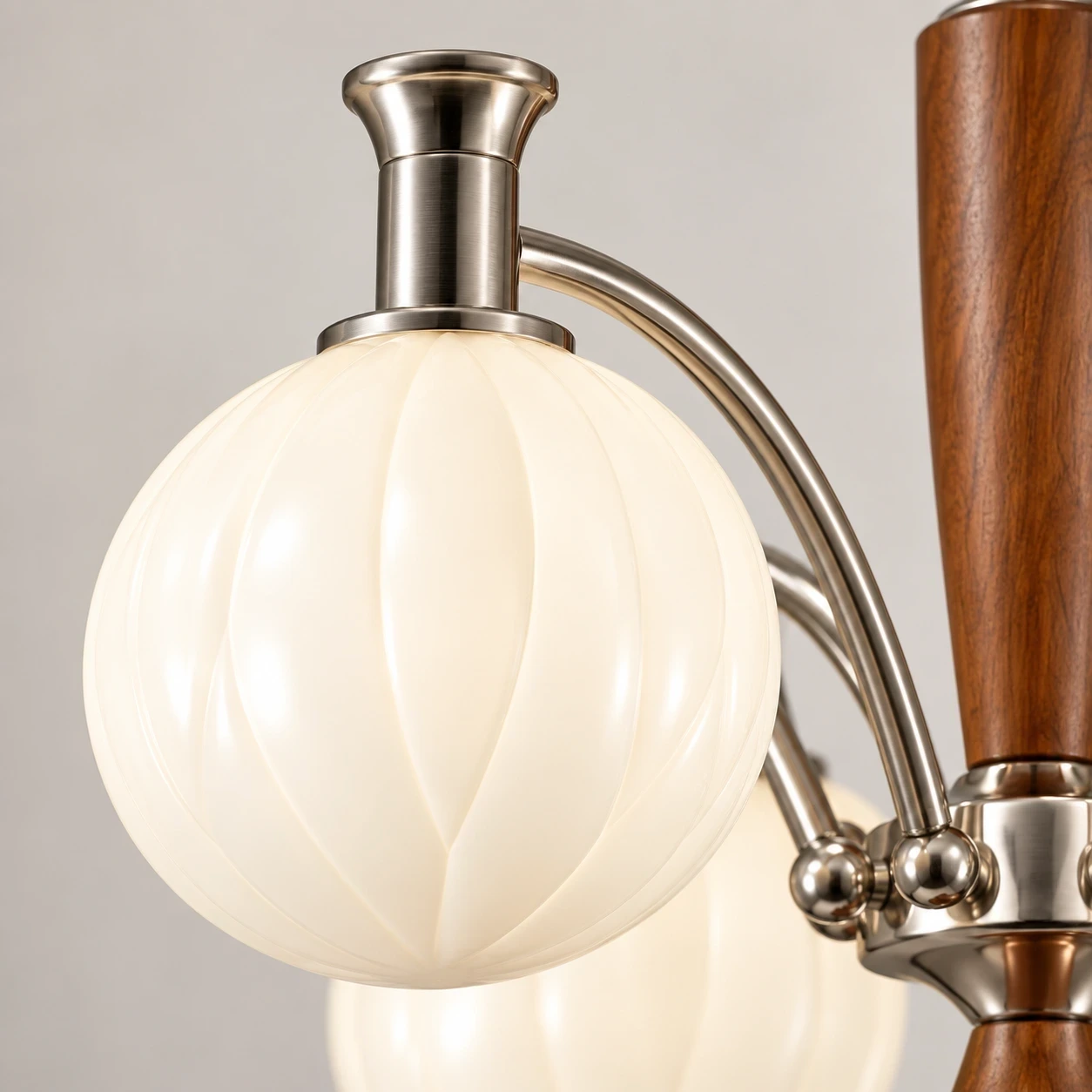 Close view of the branch glass shade