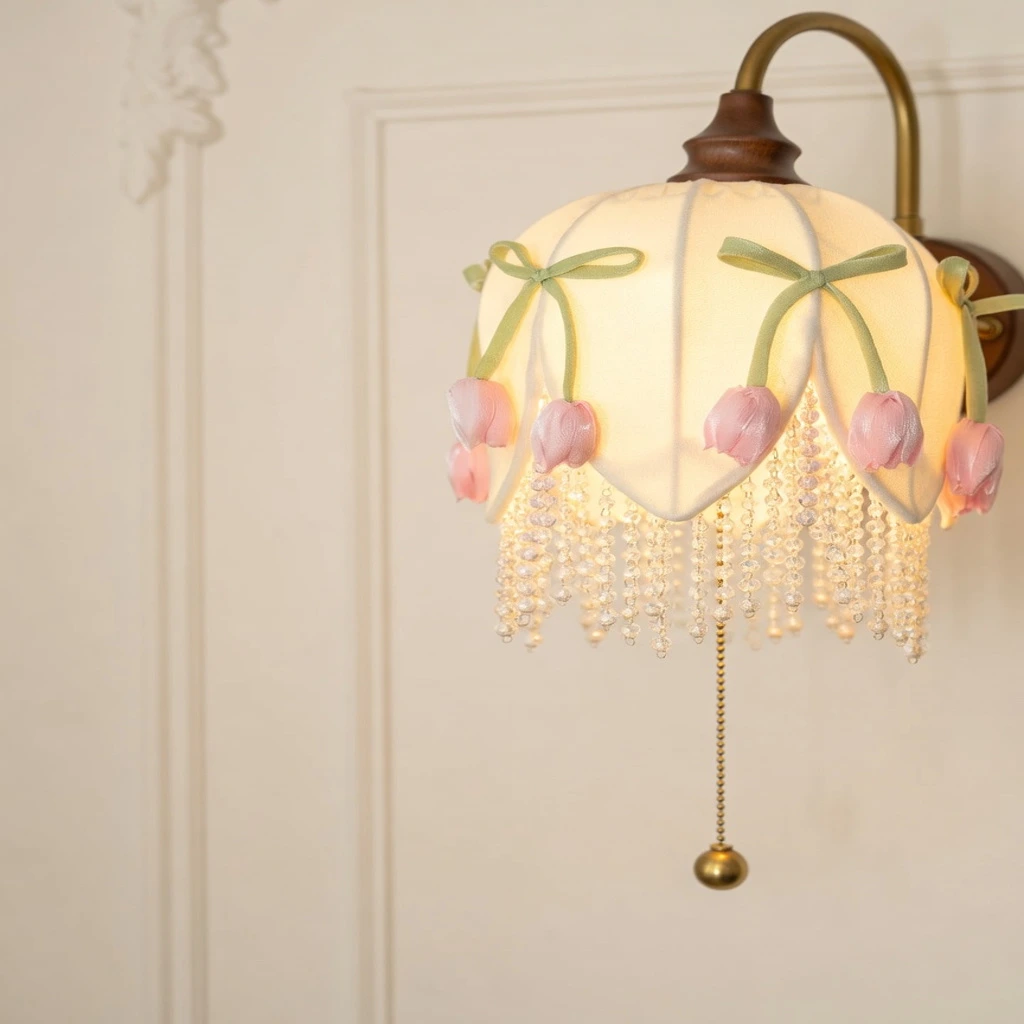 Tulip shade and fringe
